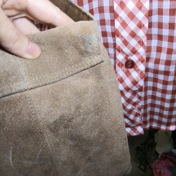 Boho/Western Brown Suede Fringed Mini Crossbody Purse - Picture 6 of 10